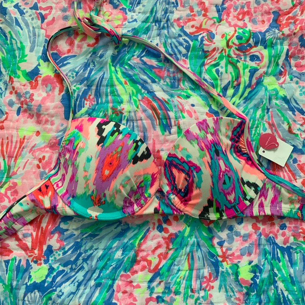 Printed bikini top